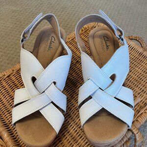 Size 8 Clarks comfort wedge sandals